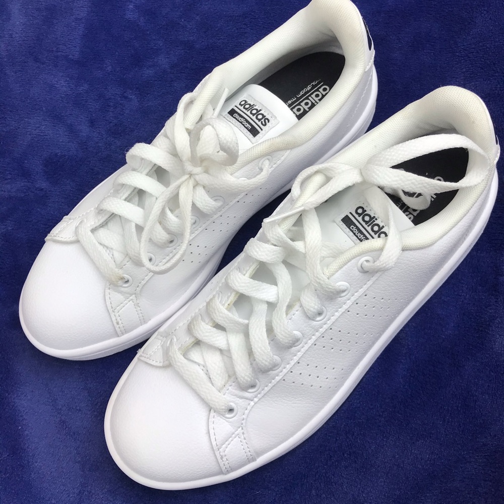 White Women’s Adidas Cloudfoam